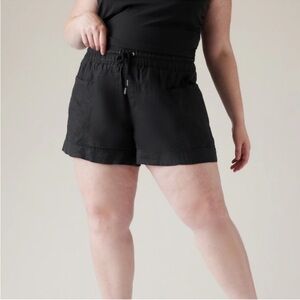 Athleta Cabo 4” Linen Shorts Black Size 20